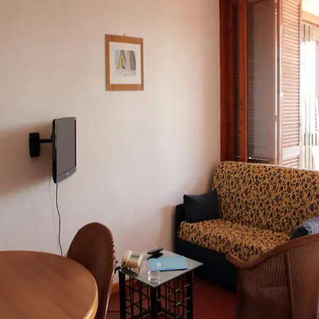 Couple Retreat In Sardinia With Pool Apartamento *